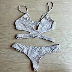 Acacia Swimwear bikini Small